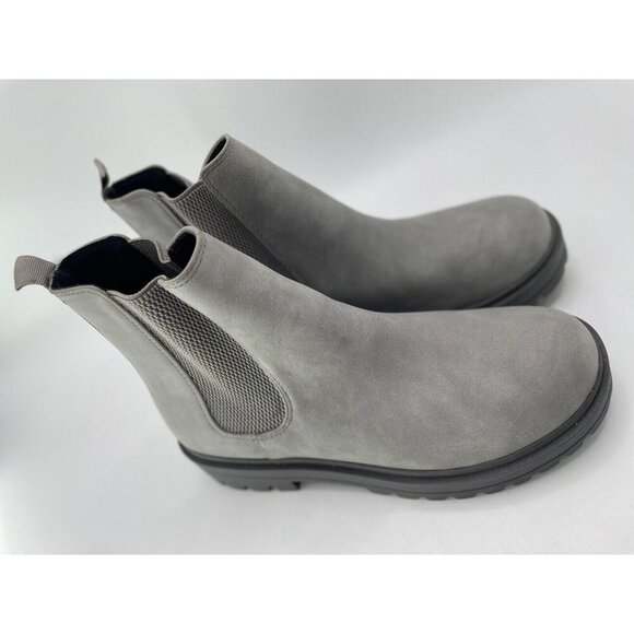 Soda Pilot Lug Sole‎ Low Heel Chelsea Fashion Ankle Booties Size 9 EUC - Picture 2 of 11